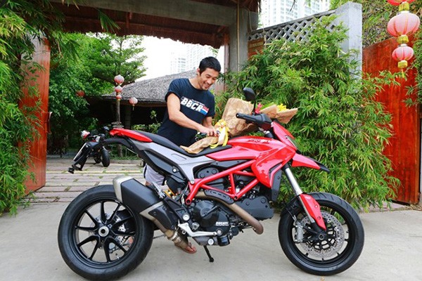 Johnny Tri Nguyen them Ducati 899 Panigale vao bo suu tap-Hinh-2