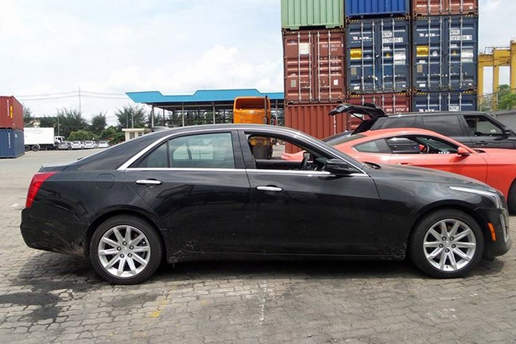 Can canh xe sang Cadillac CTS 2015 dau tien ve Viet Nam-Hinh-3