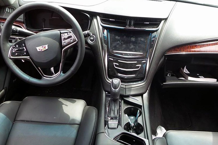 Can canh xe sang Cadillac CTS 2015 dau tien ve Viet Nam-Hinh-7