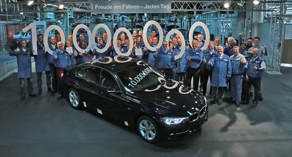 BMW xuat xuong chiec 3-Series sedan thu 10 trieu