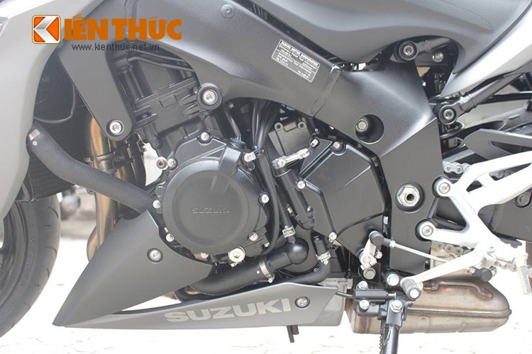 Naked bike Suzuki GSX-S1000 2015 dau tien ve Ha Noi co gi?-Hinh-13