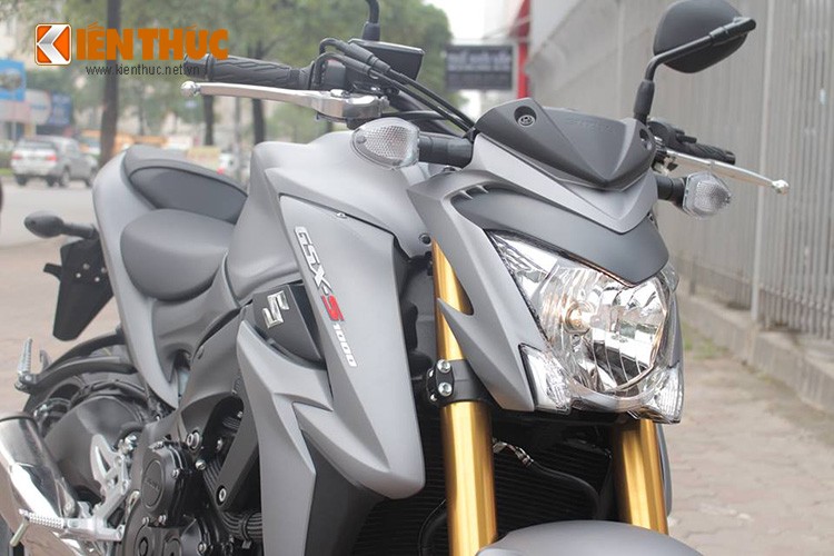 Naked bike Suzuki GSX-S1000 2015 dau tien ve Ha Noi co gi?-Hinh-2
