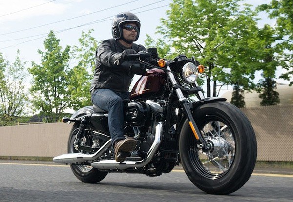 Harley-Davidson giam gia 2 mau Sportster tai Viet Nam-Hinh-2