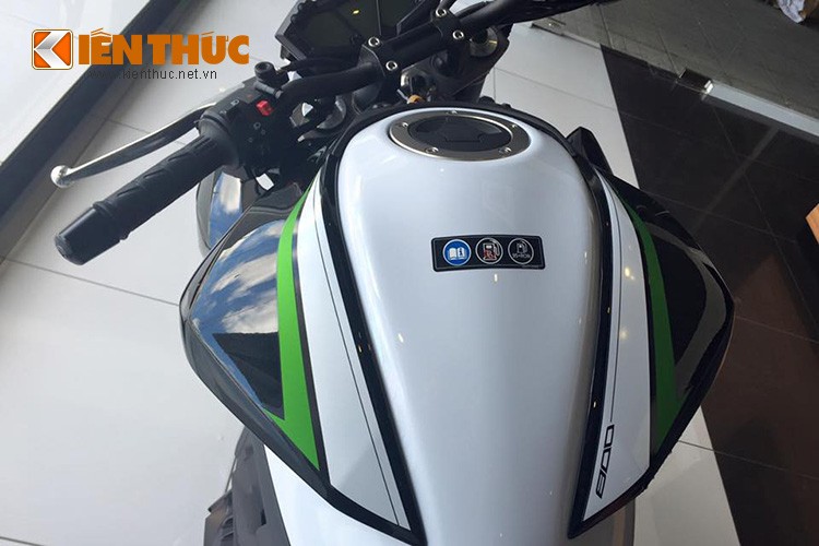 Kawasaki Z800 ABS 2016 ve Viet Nam co gia 275 trieu dong-Hinh-6