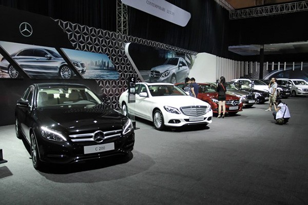 Mercedes se mang 12 mau xe den Vietnam Motoshow 2015-Hinh-2