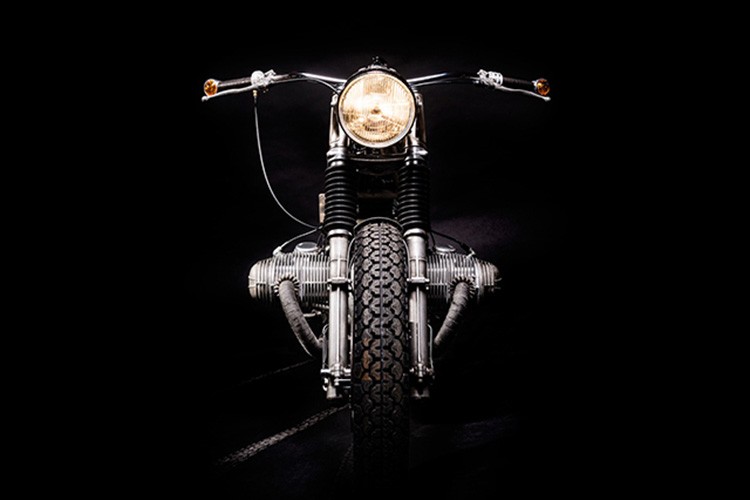 Ngam chiec BMW R80/7 do Bobber 