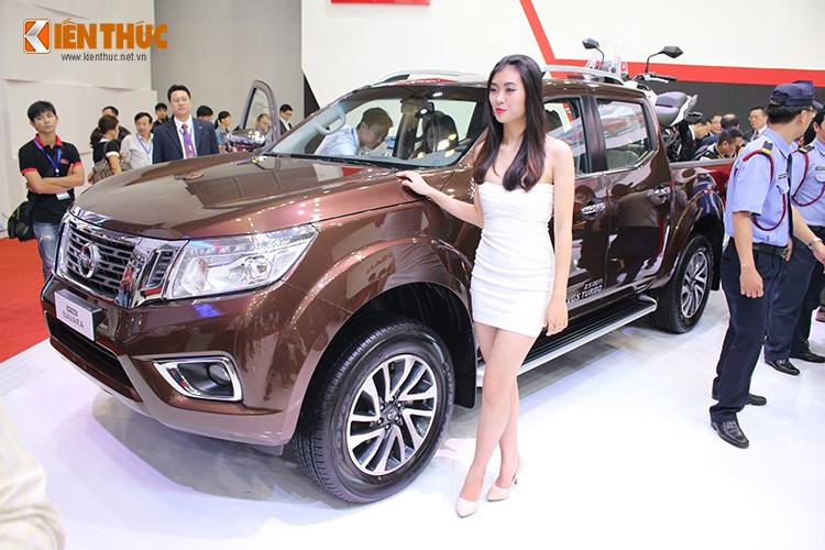 Nissan mang loat san pham cong nghe den VMS 2015-Hinh-6