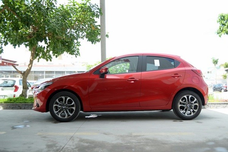 Mazda2 (CKD) tai Viet Nam thay doi gi so voi xe nhap?-Hinh-14