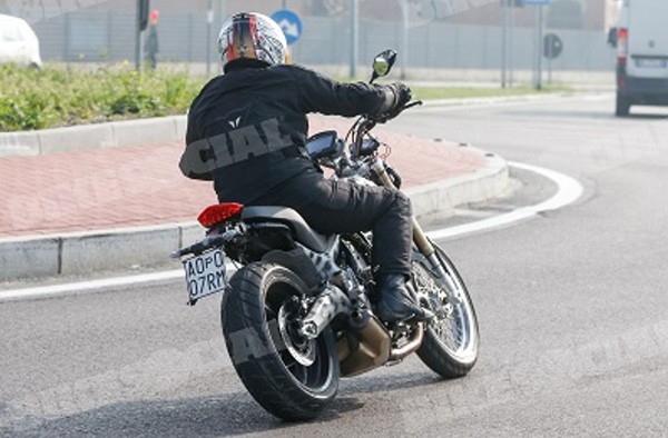 Ducati Scrambler 400 chinh thuc lo dien, cho ngay ra mat-Hinh-3