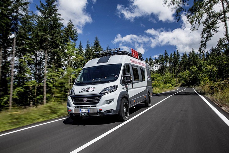 Ngam nha di dong sieu ly tuong - Fiat Ducato Expedition-Hinh-10