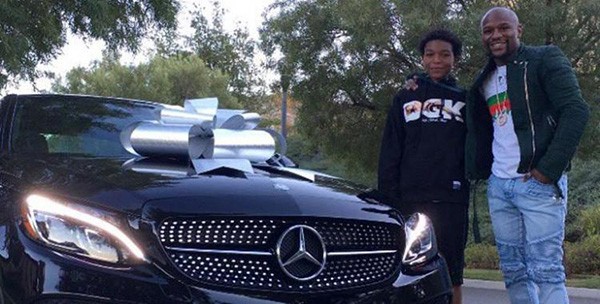 Floyd Mayweather tang con trai 16 tuoi Mercedes-AMG C450