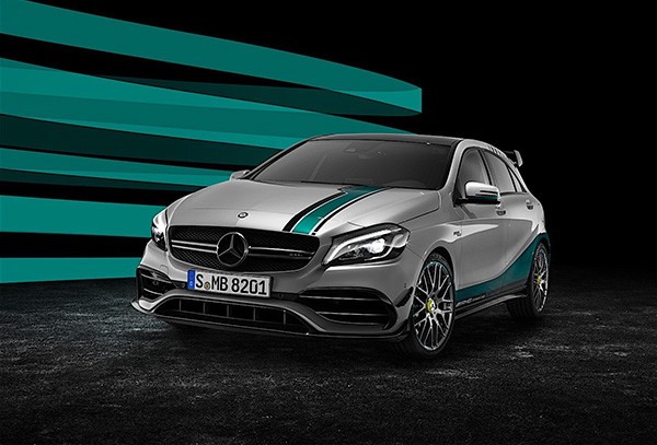 Mercedes A45 4MATIC Special Edition phien ban F1 lo dien