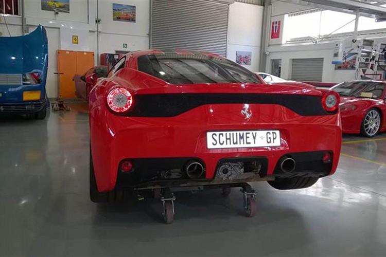 Sieu ngua Ferrari 458 Speciale 