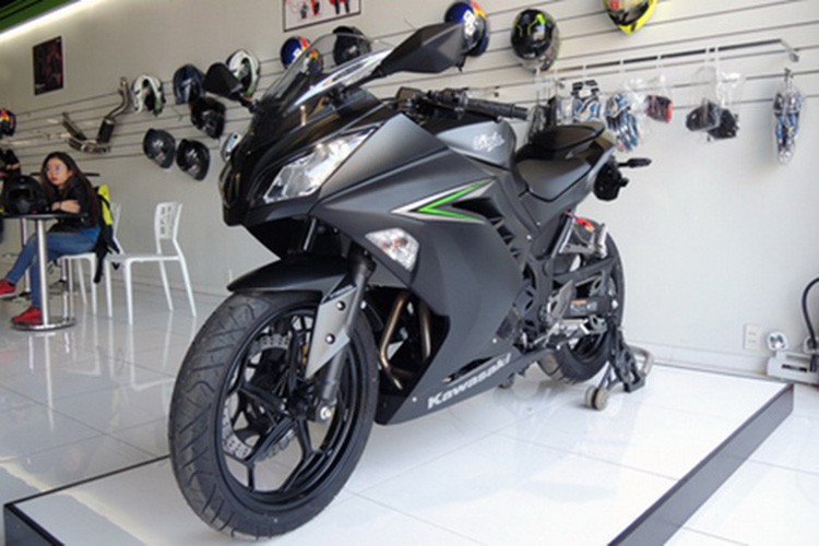 Ve Viet Nam, Kawasaki Ninja 300 moi chot gia 169 trieu-Hinh-15