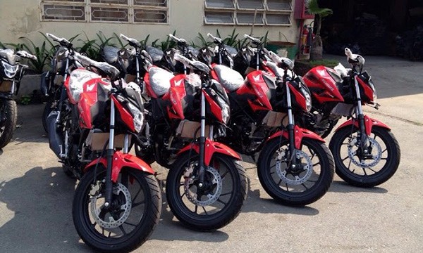 Honda CB150R moi ve Viet Nam gia 106 trieu dong