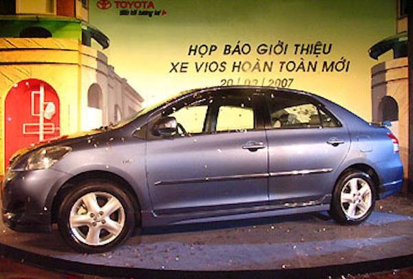 Trieu hoi gan 4000 xe Toyota Vios tai Viet Nam do tui khi