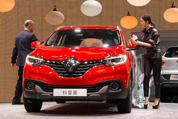 Pham Bang Bang ven man crossover Renault Kadjar moi-Hinh-3