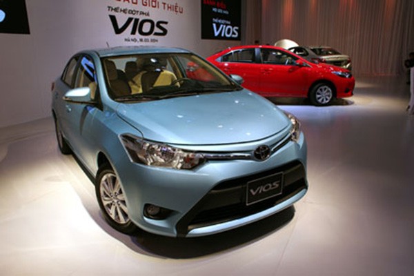 Toyota Viet Nam trieu hoi Corolla, Vios va Yaris