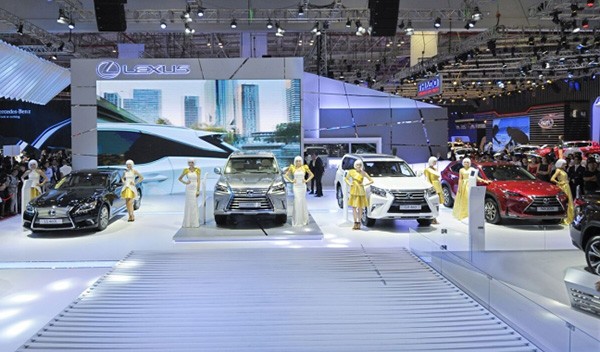 Toyota Viet Nam lap ky luc ban xe trong nam 2015-Hinh-3