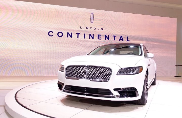 Can canh Lincoln Continental 2017 - xe sang dam chat My-Hinh-15