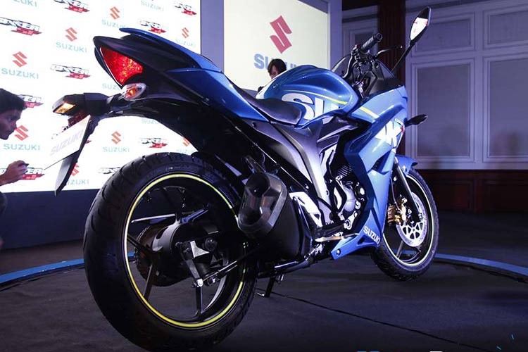 Can canh moto con tay Suzuki Gixxer SF gia chi 30 trieu-Hinh-4