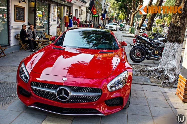 Mercedes-AMG GTS gia 9,15 ty 