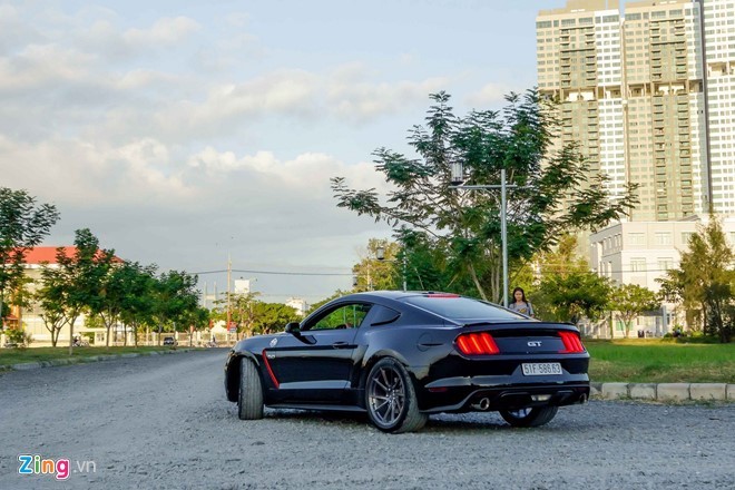 Ford Mustang GT do goi phu kien hang hieu o Sai Gon-Hinh-2