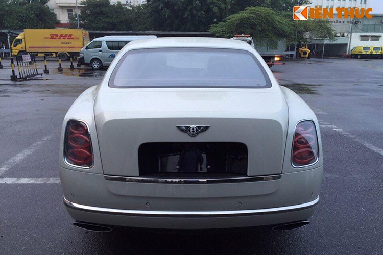 Dai gia Ha Noi am tham tau Bentley Mulsanne 2016 gia 25 ty-Hinh-4