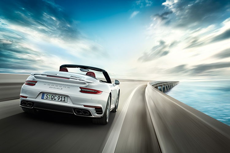 Porsche 911 Turbo S Cabriolet ve Viet Nam gia hon 15 ty-Hinh-10