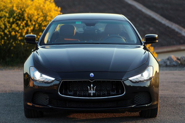 28.000 xe Maserati dinh loi tang toc dot ngot