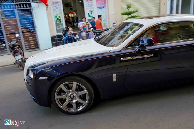 Rolls-Royce Wraith chinh hang 21 ty cua dai gia Sai Gon-Hinh-3