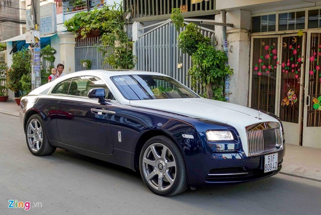 Rolls-Royce Wraith chinh hang 21 ty cua dai gia Sai Gon