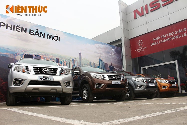 Nissan ra mat NP300 Navara EL chot gia 649 trieu tai VN-Hinh-14