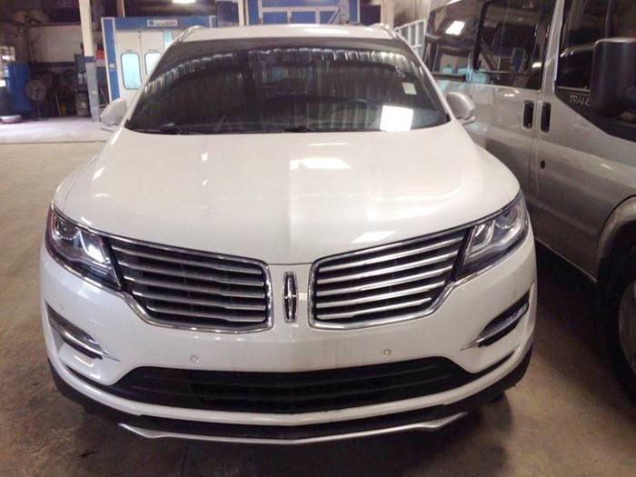 Lincoln MKC 2016 dau tien ve Viet Nam co gia 2,6 ty-Hinh-2