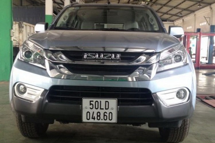 SUV Isuzu MU-X se co gia 960 trieu dong tai Viet Nam?-Hinh-2