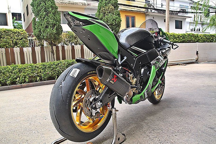 Kawasaki Ninja ZX-10R 2016 len do choi 