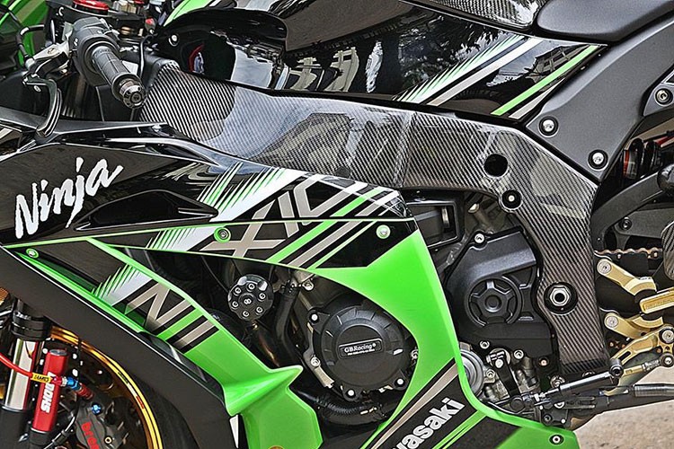 Kawasaki Ninja ZX-10R 2016 len do choi 