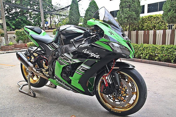 Kawasaki Ninja ZX-10R 2016 len do choi 