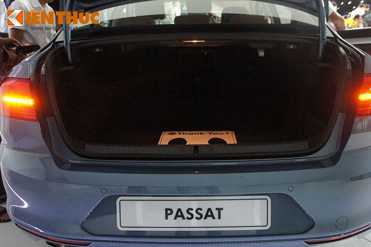 Volkswagen Passat moi gia tu 1,4 ty tai VN co gi?-Hinh-18