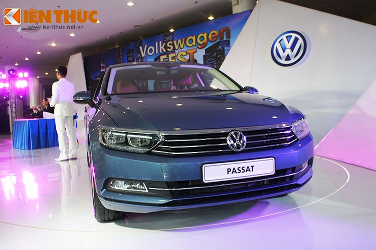 Volkswagen Passat moi gia tu 1,4 ty tai VN co gi?