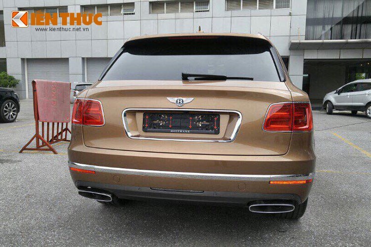 Sieu xe Bentley Bentayga ve tay dai gia Ha Noi gia 27 ty-Hinh-7