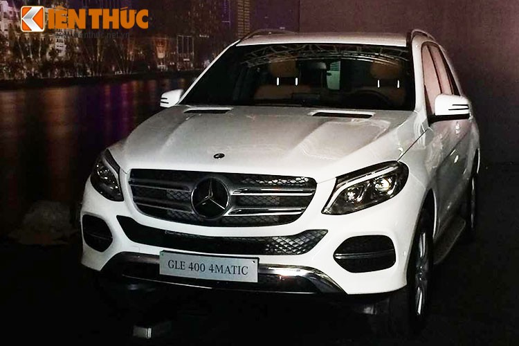 Lo dien dan xe tri gia 100 ty cua Mercedes tai Ha Noi-Hinh-9