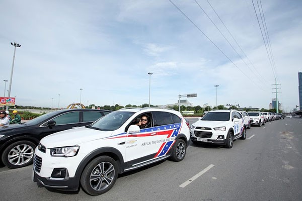 Trai nghiem Chevrolet Captiva Revv moi tai Ha Noi