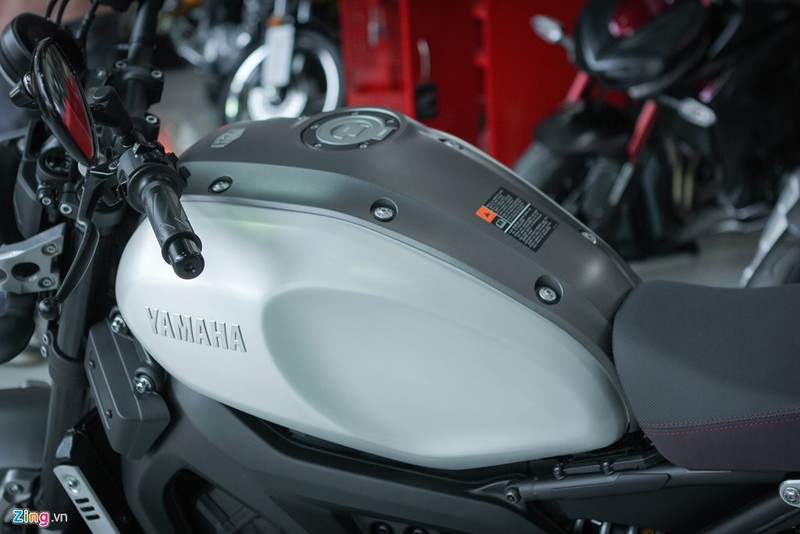 Moto Yamaha XSR900 gia hon 300 trieu dong tai Ha Noi-Hinh-6