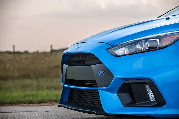 Ford Focus RS manh 400 ma luc nho hang do Hennessey-Hinh-3