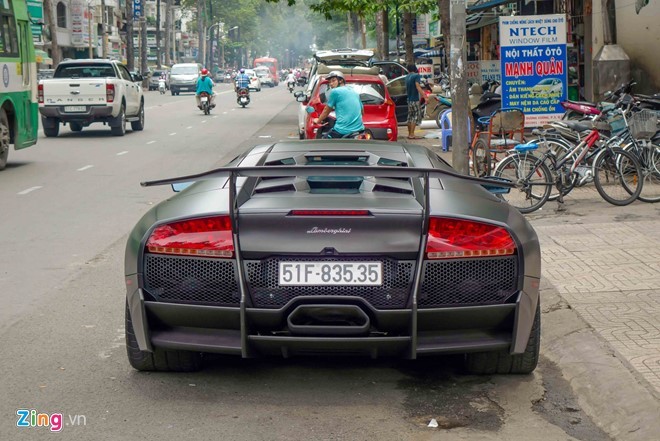 Lamborghini Mucielago 