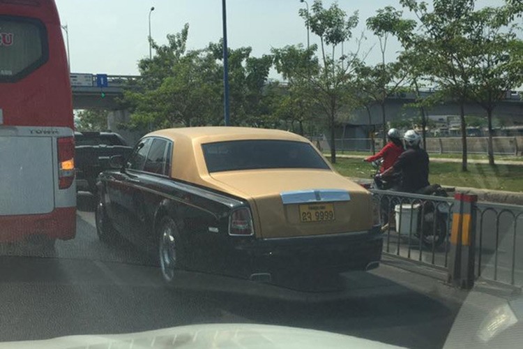 Rolls-Royce 60 ty cua dai gia Lao 