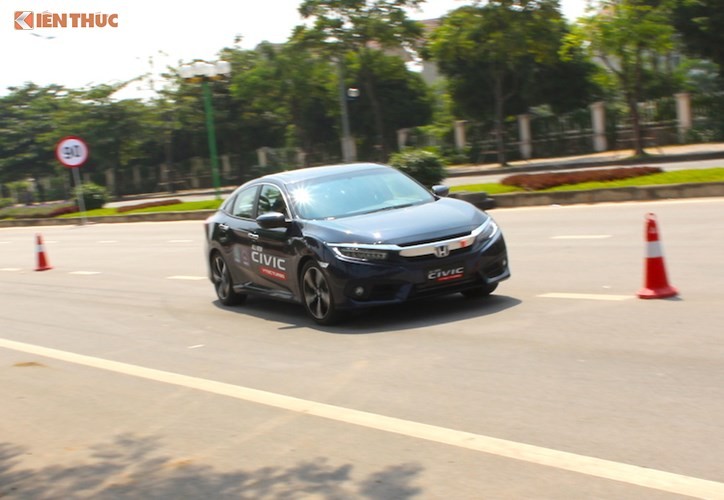 Honda Civic 2016 khong 