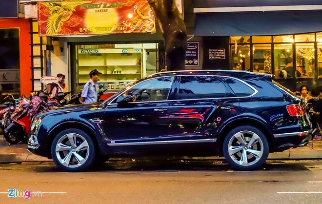 Sieu SUV nhanh nhat Bentley Bentayga gia 19 ty tai VN-Hinh-2