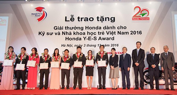 Honda Y-E- S 2016 nang tam ky su va nha khoa hoc Viet-Hinh-2